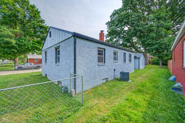 6043 Ivanhoe Street, Indianapolis, IN 46219