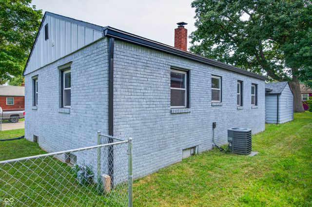 6043 Ivanhoe Street, Indianapolis, IN 46219