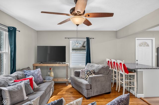 6043 Ivanhoe Street, Indianapolis, IN 46219