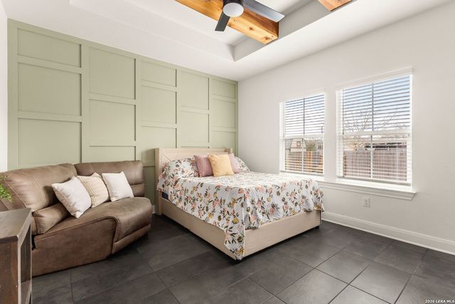 4230 Waterwood Pass, Elmendorf, TX 78112