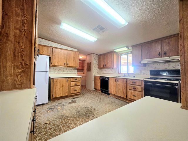 1860 E Devlin Avenue, Kingman, AZ 86409