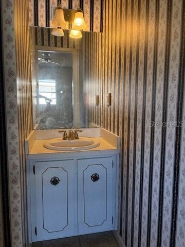 832 SHERWOOD DRIVE, Lake Wales, FL 33898