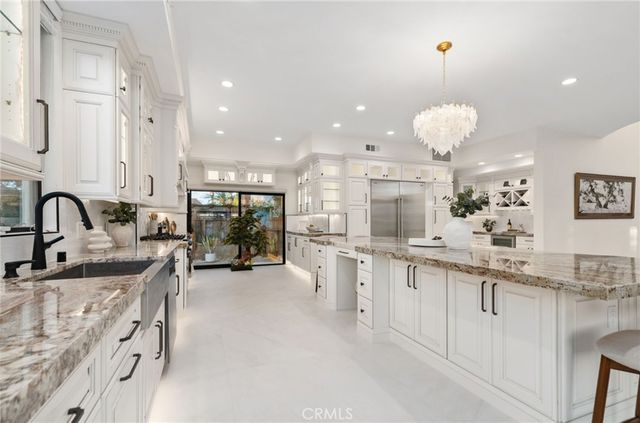 16572 Carousel, Huntington Beach, CA 92649