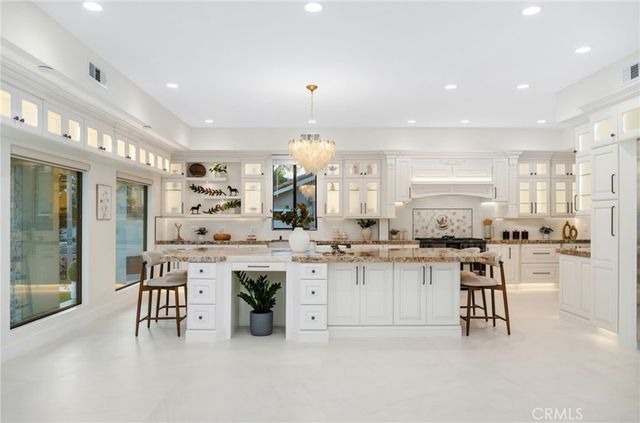 16572 Carousel, Huntington Beach, CA 92649