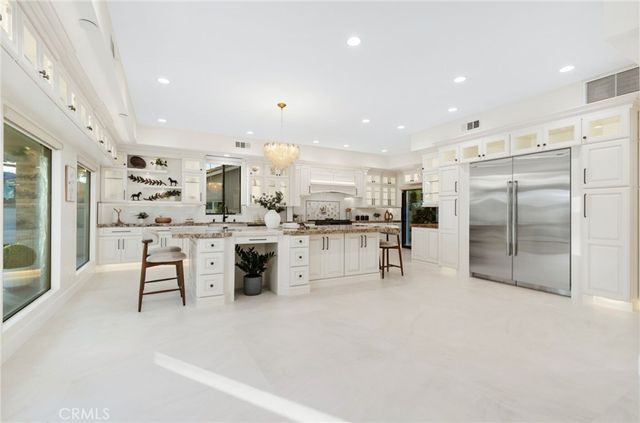 16572 Carousel, Huntington Beach, CA 92649