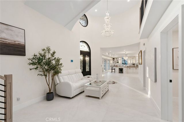 16572 Carousel, Huntington Beach, CA 92649