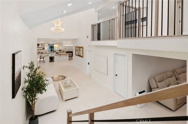 16572 Carousel, Huntington Beach, CA 92649