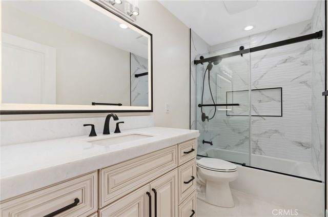 16572 Carousel, Huntington Beach, CA 92649