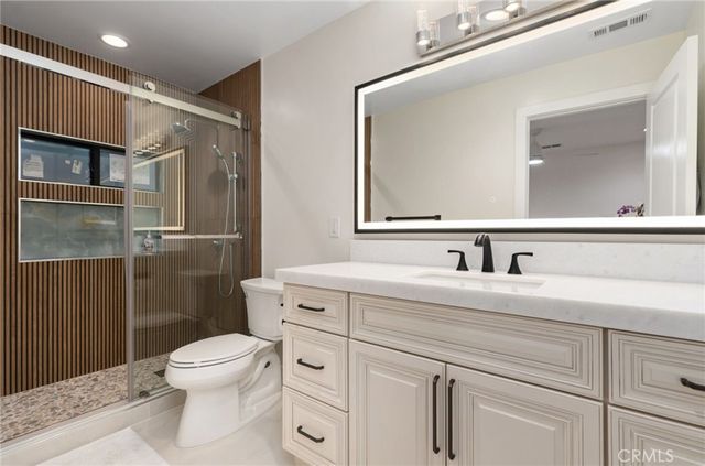16572 Carousel, Huntington Beach, CA 92649