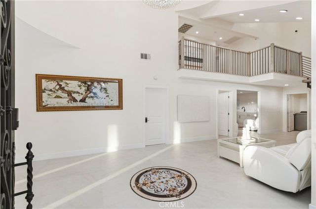 16572 Carousel, Huntington Beach, CA 92649