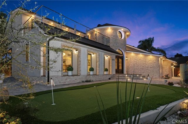 16572 Carousel, Huntington Beach, CA 92649