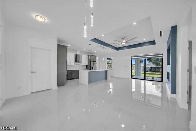 1825 NE 22nd TER, Cape Coral, FL 33909