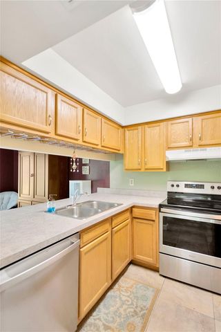 5170 SUNRIDGE PALMS DRIVE, Tampa, FL 33617