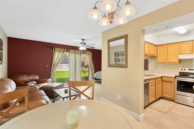 5170 SUNRIDGE PALMS DRIVE, Tampa, FL 33617