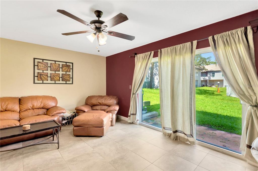 Image 15 of property listing at 5170 SUNRIDGE PALMS DRIVE, Tampa, FL 33617