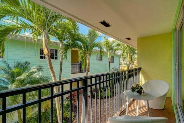 45 SE 7th Avenue 8, Delray Beach, FL 33483