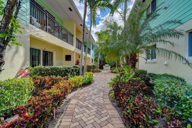 45 SE 7th Avenue 8, Delray Beach, FL 33483
