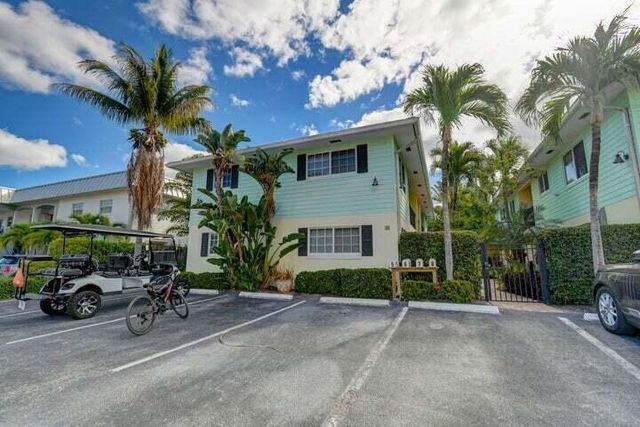 45 SE 7th Avenue 8, Delray Beach, FL 33483