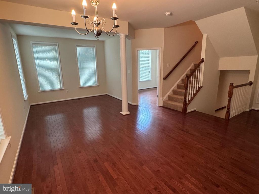 8912 TOWER PL, Lanham, MD 20706