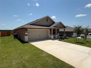 229 Creekfall RD, Burnet, TX 78611