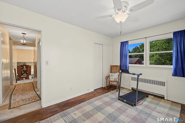 4 Ezra Road, Danbury, CT 06811