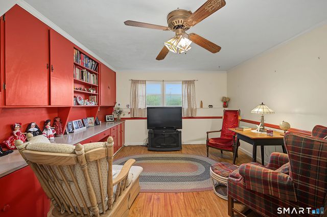 4 Ezra Road, Danbury, CT 06811