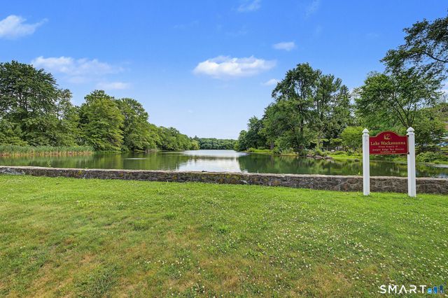 4 Ezra Road, Danbury, CT 06811