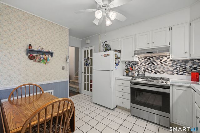 4 Ezra Road, Danbury, CT 06811