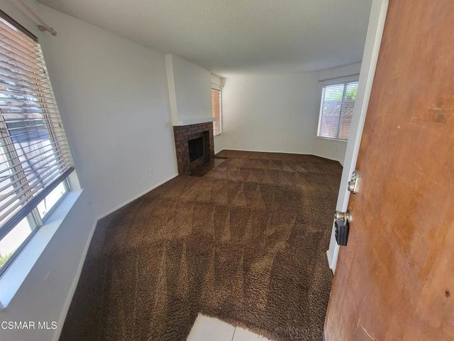 1748 Sinaloa Road 157, Simi Valley, CA 93065