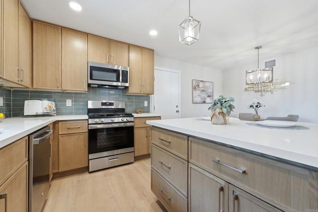 3247 Carolyn Circle, Oceanside, CA 92054