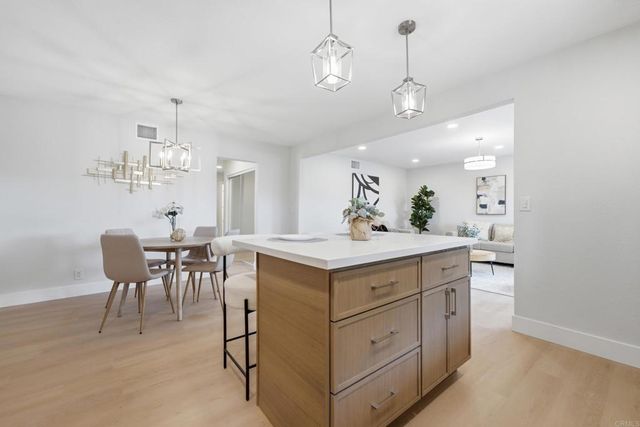 3247 Carolyn Circle, Oceanside, CA 92054