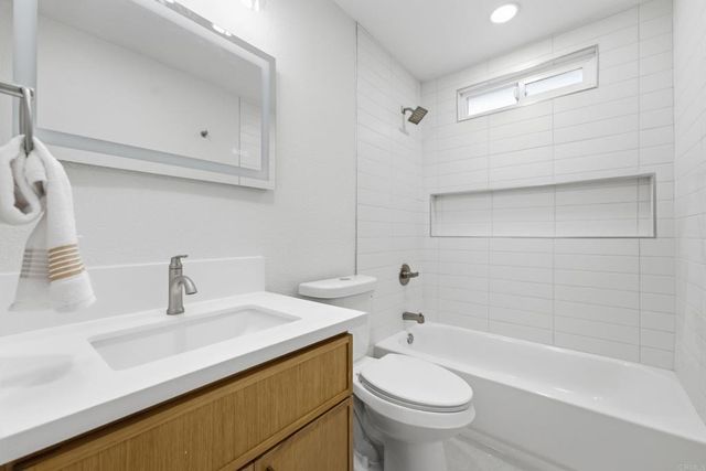 3247 Carolyn Circle, Oceanside, CA 92054