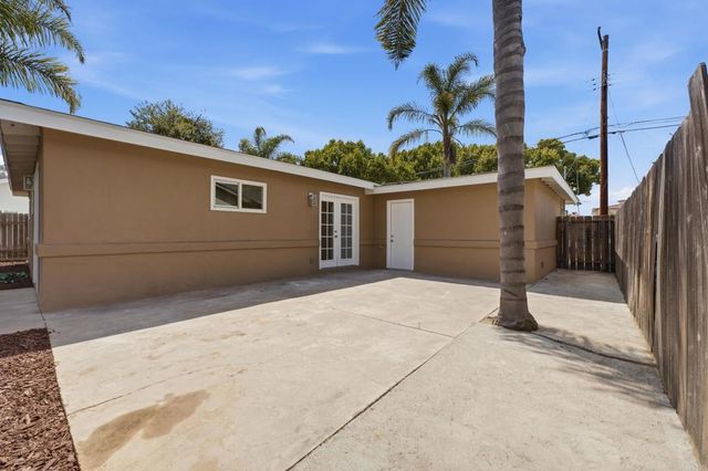 3247 Carolyn Circle, Oceanside, CA 92054