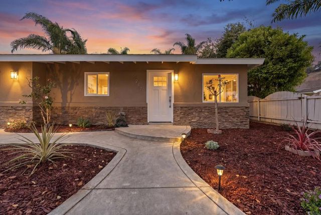 3247 Carolyn Circle, Oceanside, CA 92054