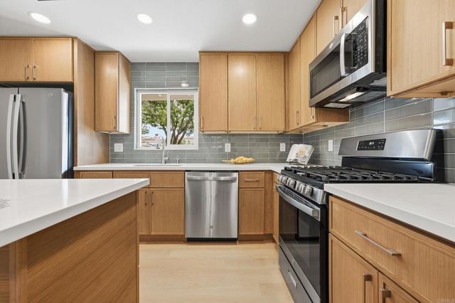 3247 Carolyn Circle, Oceanside, CA 92054