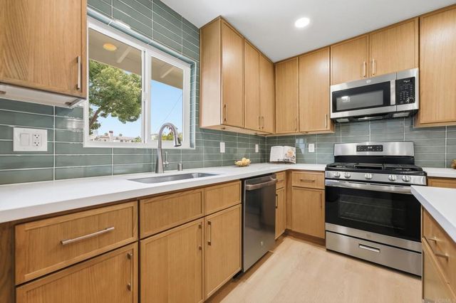 3247 Carolyn Circle, Oceanside, CA 92054