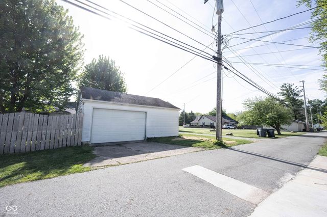 306 S East Street, Pendleton, IN 46064
