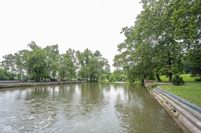 306 S East Street, Pendleton, IN 46064
