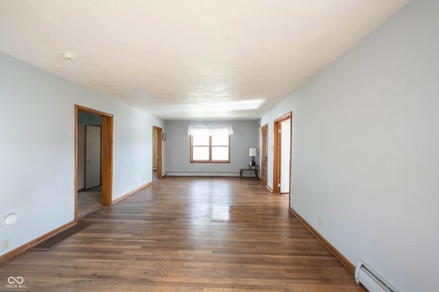 306 S East Street, Pendleton, IN 46064