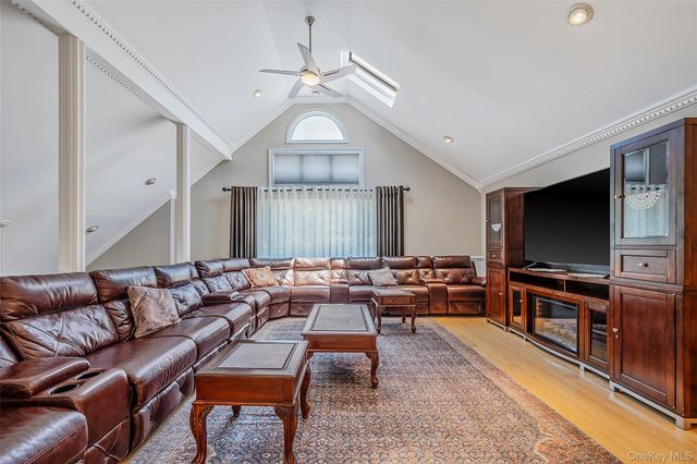 2 Jodi Drive, Manorville, NY 11949