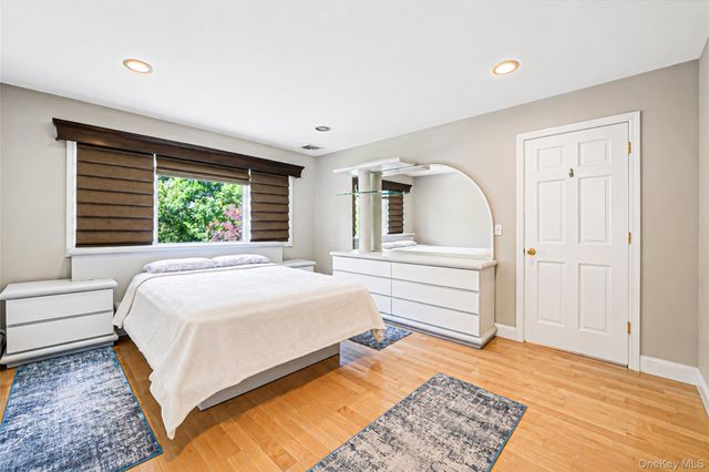 2 Jodi Drive, Manorville, NY 11949