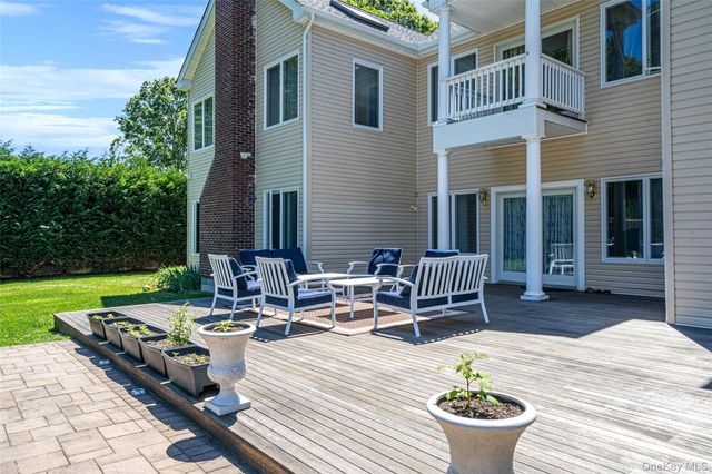 2 Jodi Drive, Manorville, NY 11949