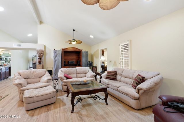 25609 S NOTTINGHAM Drive, Sun Lakes, AZ 85248