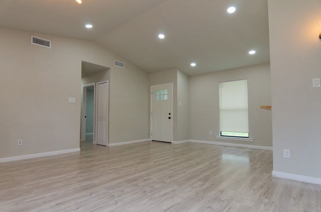 1712 Rocky Place Court, Dallas, TX 75217