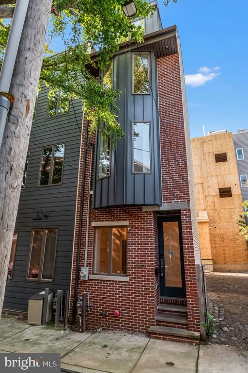 966 N LEITHGOW ST, PHILADELPHIA, PA 19123 — photo 2