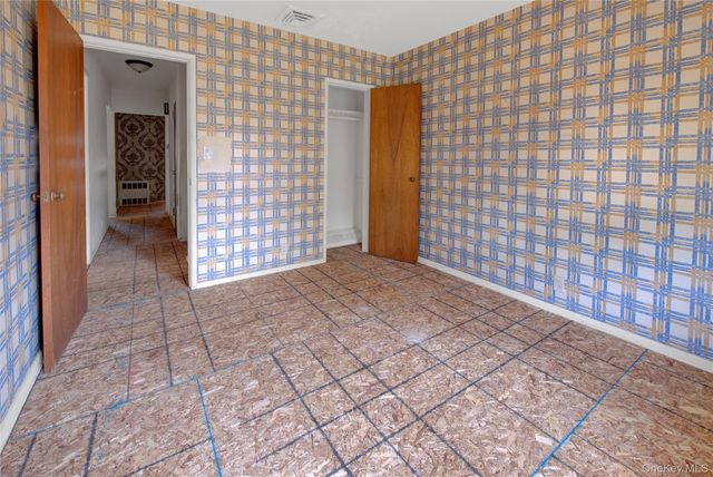 197 Delaware Avenue, Freeport, NY 11520