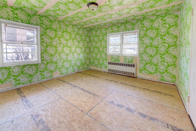 197 Delaware Avenue, Freeport, NY 11520