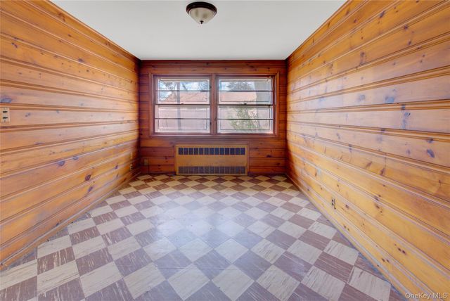 197 Delaware Avenue, Freeport, NY 11520