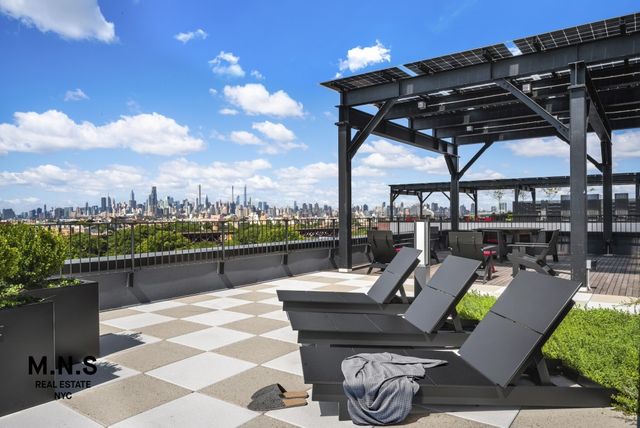 2254 46th St Apt 602, New York City, NY 11105