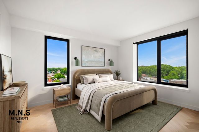 2254 46th St Apt 602, New York City, NY 11105